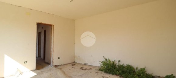 8 bedrooms House in Pianella, Italy No. 372150 13