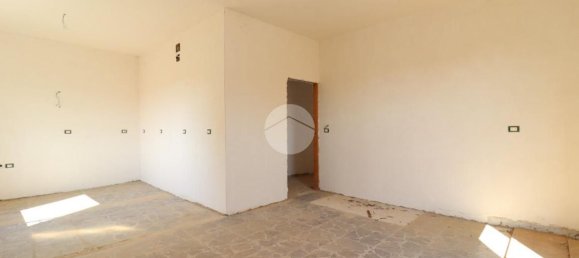 8 bedrooms House in Pianella, Italy No. 372150 17