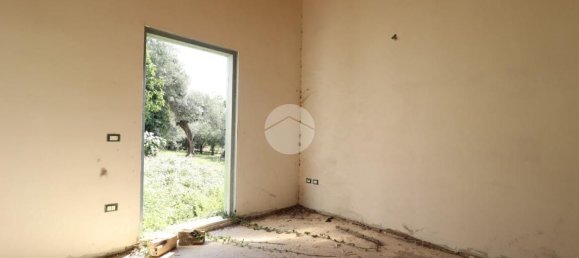 8 bedrooms House in Pianella, Italy No. 372150 8