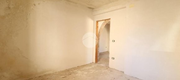 8 bedrooms House in Pianella, Italy No. 372150 15