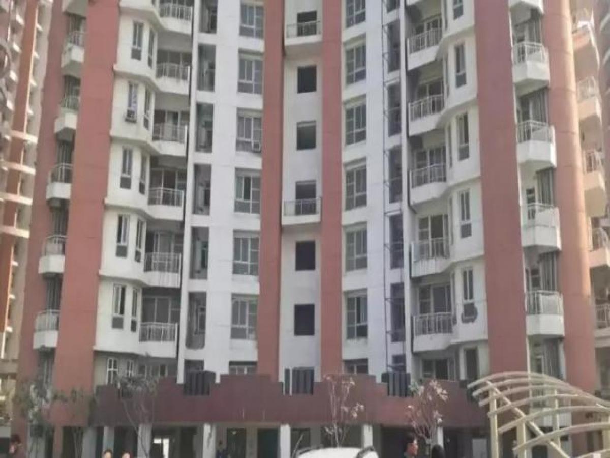 Casa T3 em Noida, India N.º 67776