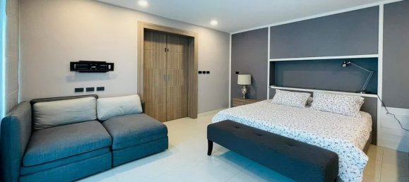 3 bedrooms Villa in Pattaya, Thailand No. 5837 10