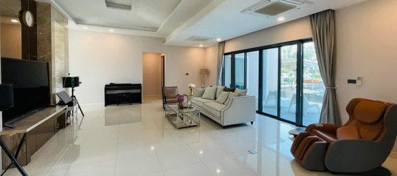 3 bedrooms Villa in Pattaya, Thailand No. 5837 17