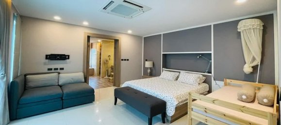 3 bedrooms Villa in Pattaya, Thailand No. 5837 11