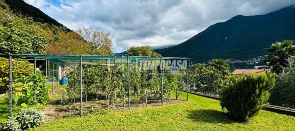 4 rooms Apartment in Laglio, Italy No. 9403 83