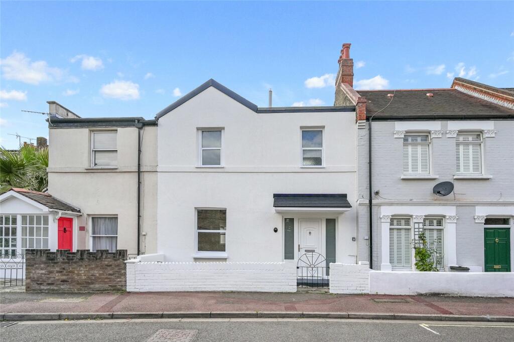 3 Schlafzimmer Haus in London, United Kingdom, Nr. 3824