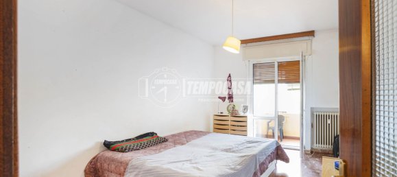 Apartamento de 4 habitaciónes en Verona, Italy No. 266259 16