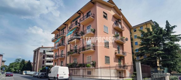 Apartamento de 4 habitaciónes en Verona, Italy No. 266259 21