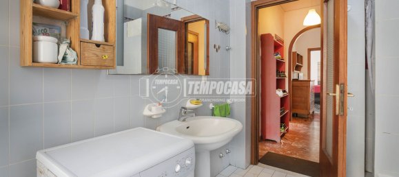Apartamento de 4 habitaciónes en Verona, Italy No. 266259 14