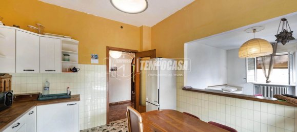 Apartamento de 4 habitaciónes en Verona, Italy No. 266259 24