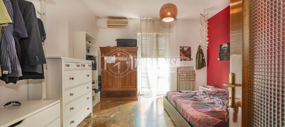 Apartamento de 4 habitaciónes en Verona, Italy No. 266259 28
