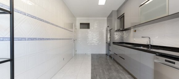 2 Schlafzimmer Wohnung in Avintes, Portugal, Nr. 309599 2