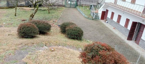 10-salle Maison à Valdilana, Italy No. 209317 15