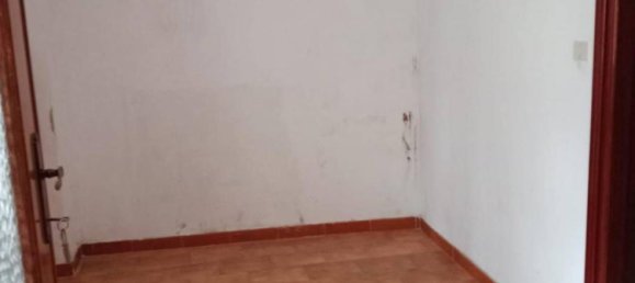 10-salle Maison à Valdilana, Italy No. 209317 8