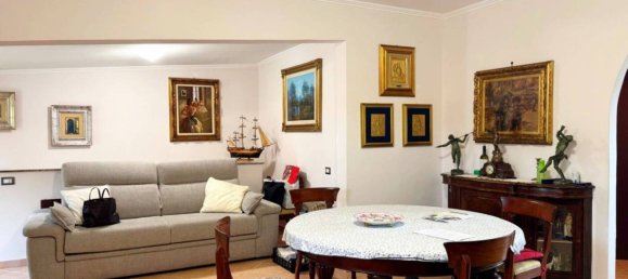 3 Schlafzimmer Haus in Ardea, Italy, Nr. 262258 10