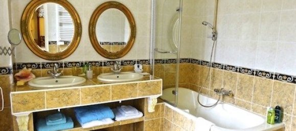 11 bedrooms Castles in Tournon-Saint-Pierre, France No. 68555 6