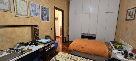 5 rooms Apartment in Vicenza, Italy No. 83880 5