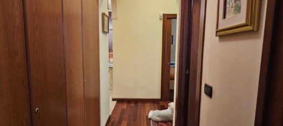 5 rooms Apartment in Vicenza, Italy No. 83880 13