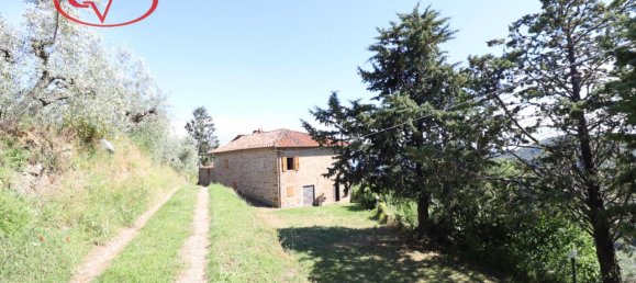 10-salle Maison à Loro Ciuffenna, Italy No. 231828 50