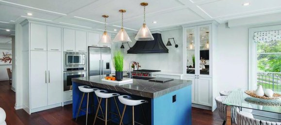 4 bedrooms House in Oakville, Canada No. 968 10