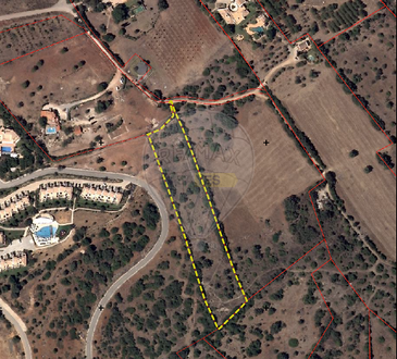  Land in Mexilhoeira Grande, Portugal No. 165039