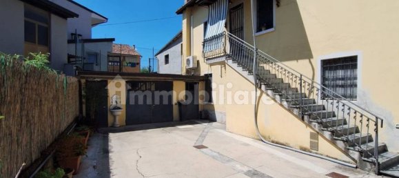 Дом с 2 спальнями в Корцано, Италия № 268607 7