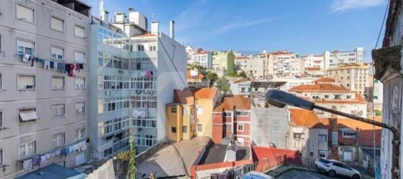 174m² Building in Lisbon, Portugal No. 97629 21