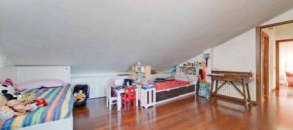 Apartamento de 2 dormitorios en Cerro Maggiore, Italy No. 331150 5