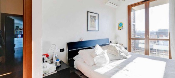 Apartamento de 2 dormitorios en Cerro Maggiore, Italy No. 331150 9