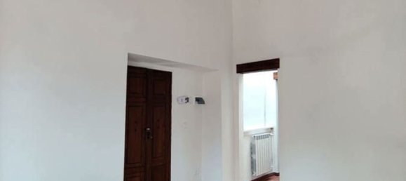 5غرفة شقة في Arezzo, Italy رقم 82757 18