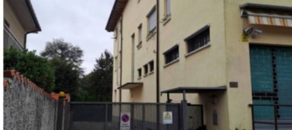 2 Schlafzimmer Wohnung in Induno Olona, Italy, Nr. 3179 8