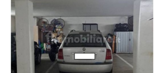 2 Schlafzimmer Wohnung in Induno Olona, Italy, Nr. 3179 7