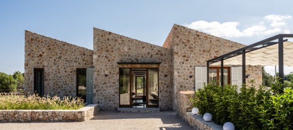 5 bedrooms Villa in Pollenca, Spain No. 14677 18