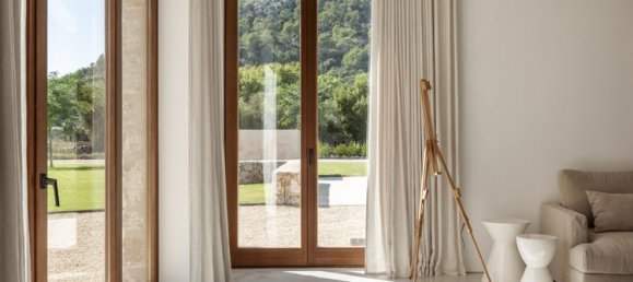 5 bedrooms Villa in Pollenca, Spain No. 14677 3