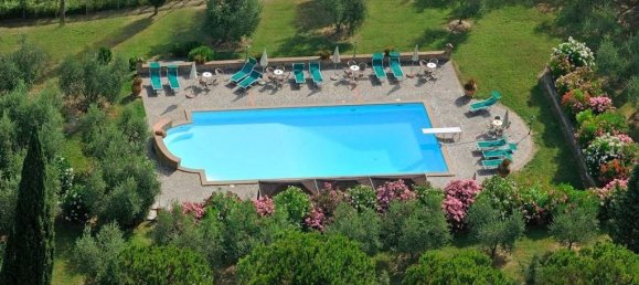 Вилла с 14 спальнями в Печчоли, Италия № 160130 2