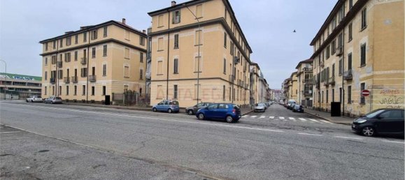 2 Schlafzimmer Wohnung in Turin, Italy, Nr. 381564 6