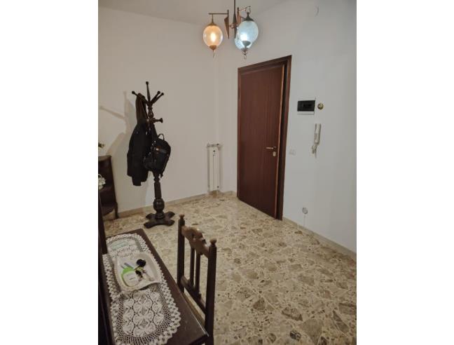 5 rooms Apartment in Modena, Italy No. 253576