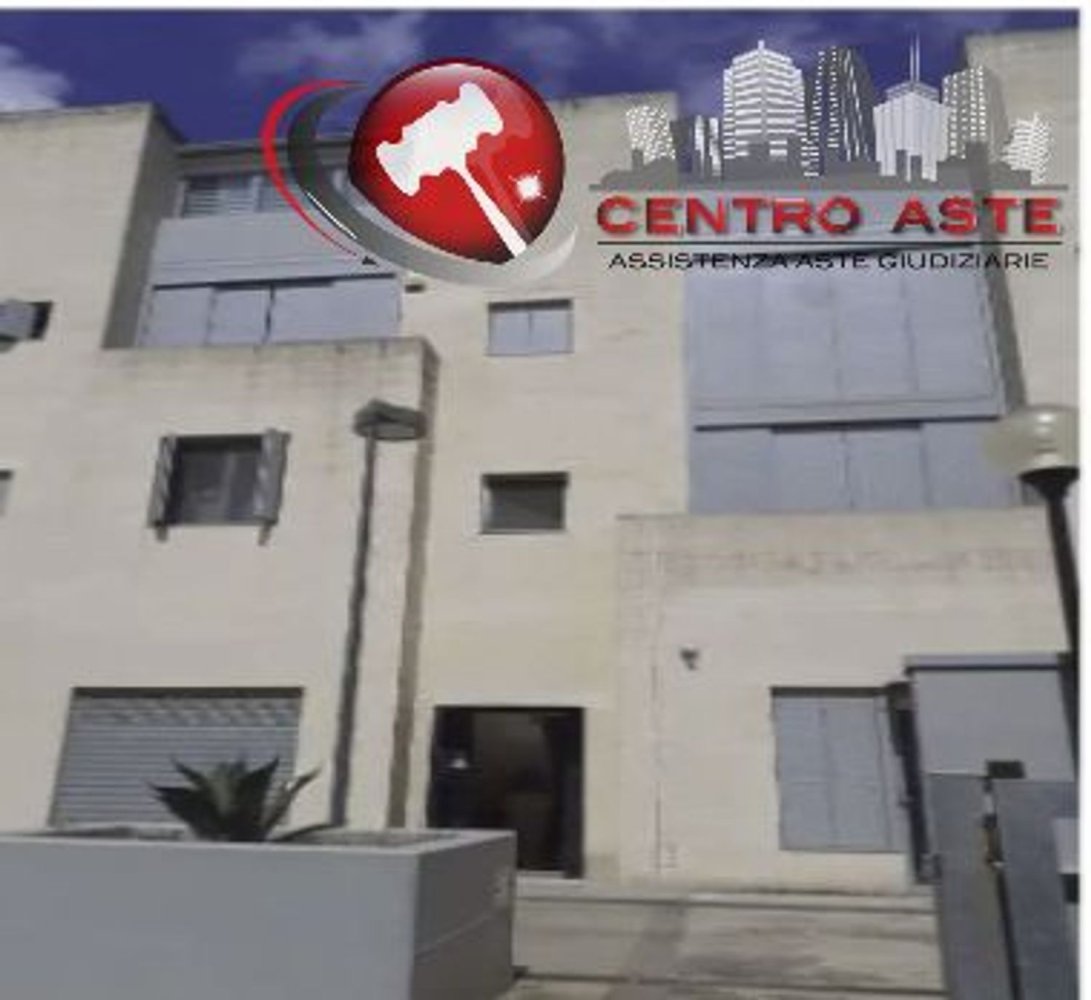 7 rooms Apartment in Rutigliano, Italy No. 220918