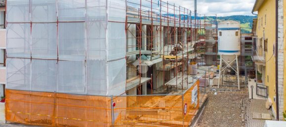 Apartamento de 3 habitaciónes en Erbezzo, Italy No. 126334 4