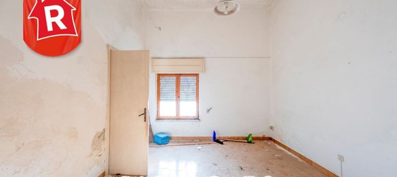 4-Zimmer Haus in Lizzanello, Italy, Nr. 61927 9