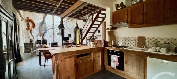 5 bedrooms House in Montreuil, France No. 267445 8