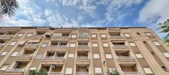 61 m² apartamento en venta en Torrevieja, Alicante, Comunidad Valenciana, Spain № 370030 4