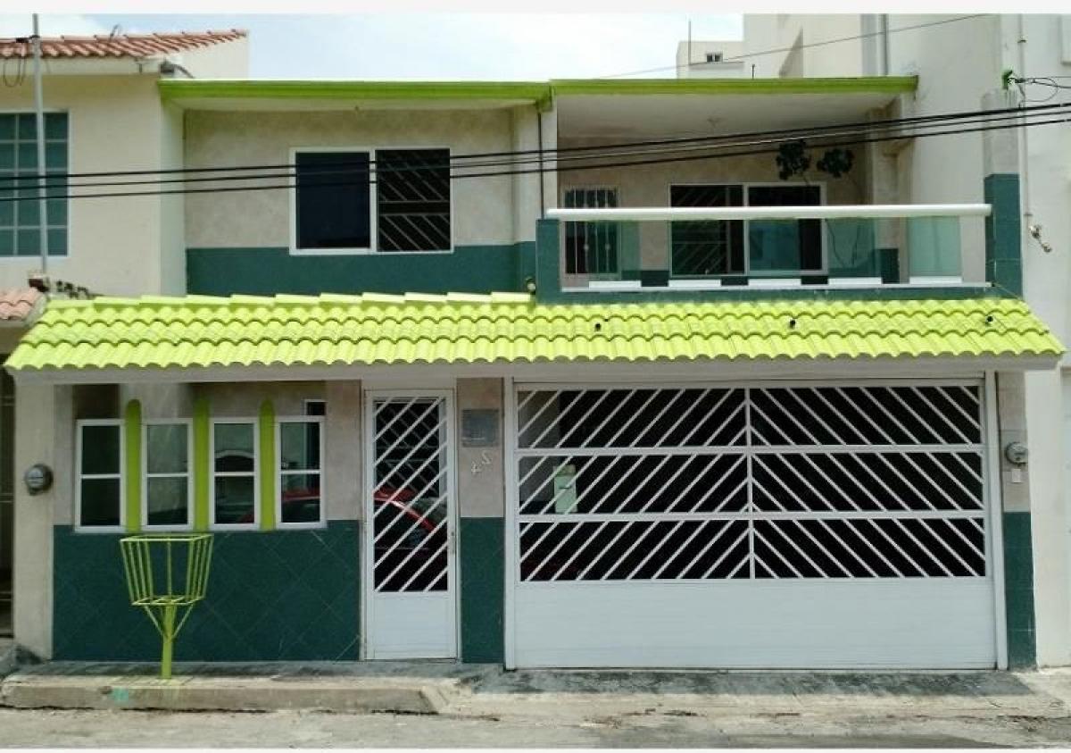 4 bedrooms House in Veracruz, Mexico No. 227767