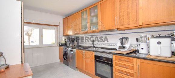 Apartamento de 3 dormitorios en Rio de Mouro, Portugal No. 285403 17