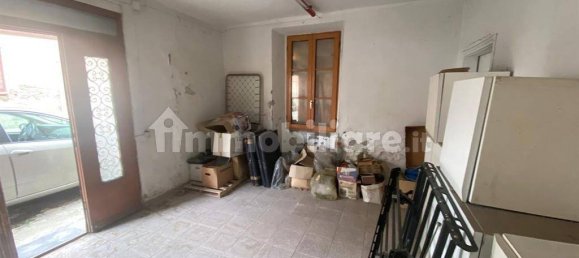 2 bedrooms House in Casale Litta, Italy No. 279094 3