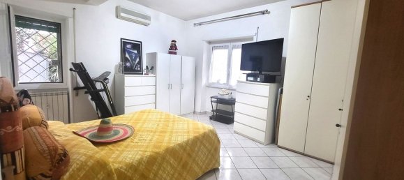 3 rooms Apartment in Rome, Italy No. 203904 12