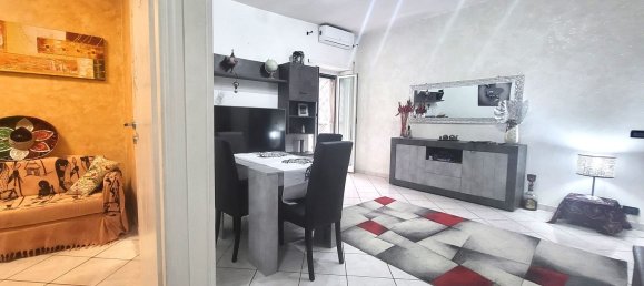 3 rooms Apartment in Rome, Italy No. 203904 3