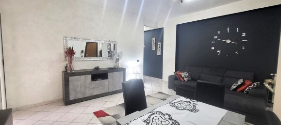 3 rooms Apartment in Rome, Italy No. 203904 5