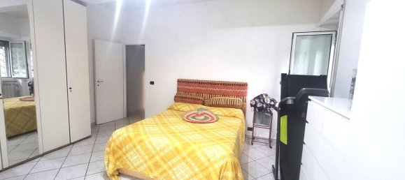 3 rooms Apartment in Rome, Italy No. 203904 13