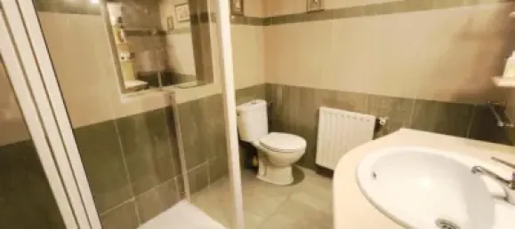 Apartamento de 3 dormitorios en Guadalajara, Spain No. 169385 11